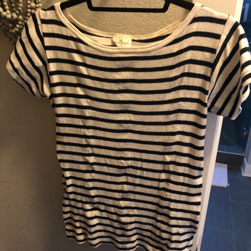 Blue and off white strip tee- small trades